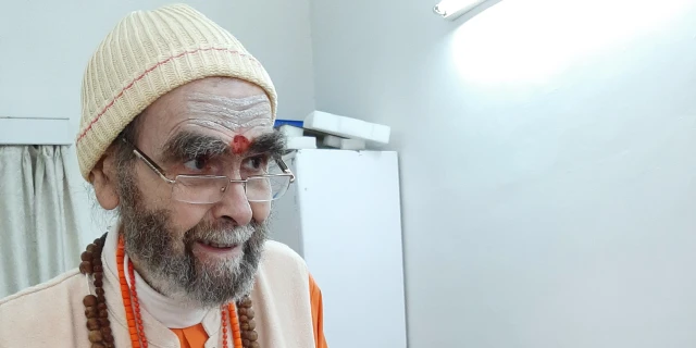 Swami Vishveshvaranada