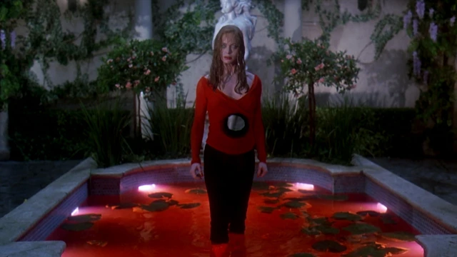 2507_DeathBecomesHer_10