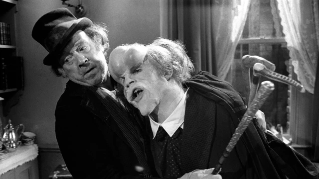 2509_TheElephantMan_06