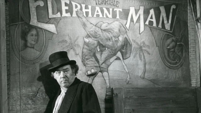 2509_TheElephantMan_02