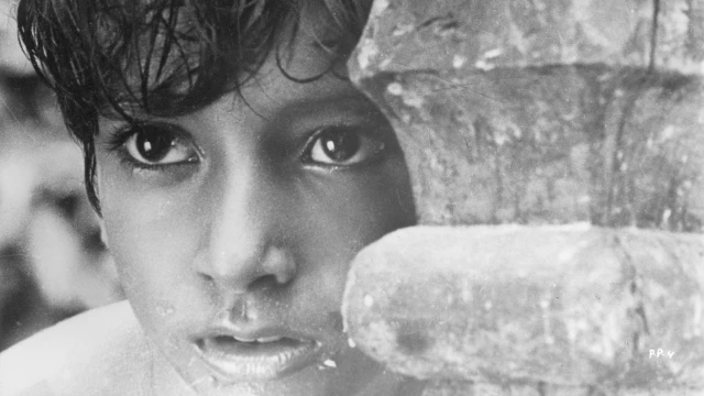 2510_PatherPanchali_01
