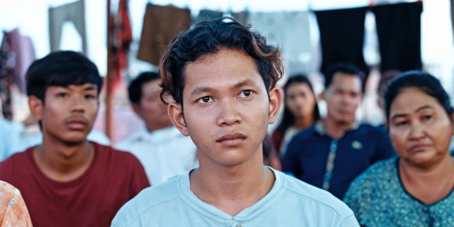 2510_WhiteBuilding_06