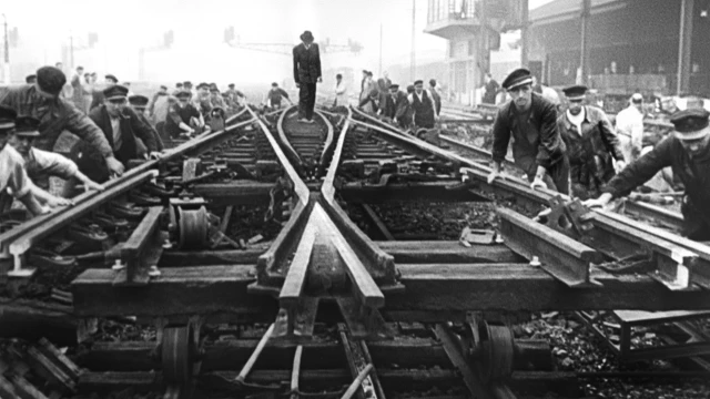 2511_Trains_02