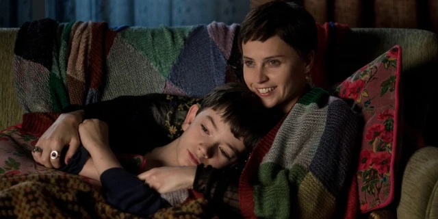 2512_AMonsterCalls_01