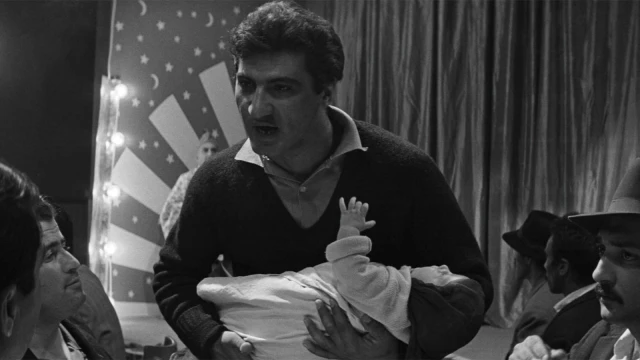 2601_BrickAndMirror_05