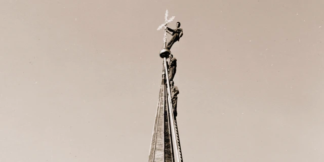 2601_DerMannAufDemKirchturm_05