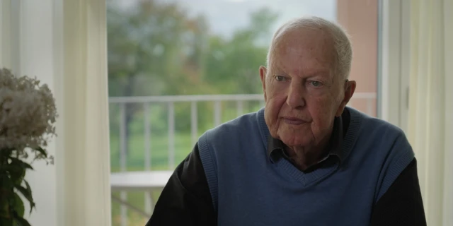 2601_DerMannAufDemKirchturm_09