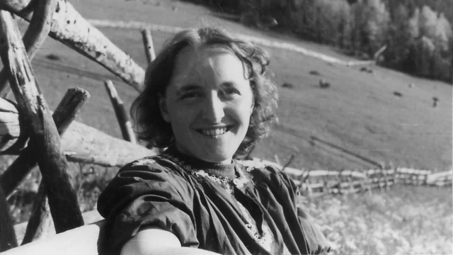 2602_ElisabethKüblerRoss_03 (1)