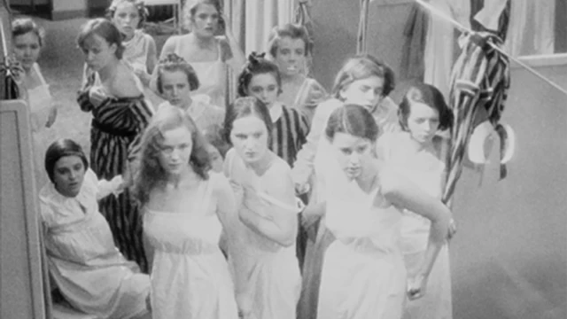 2602_MadcheInUniform_05