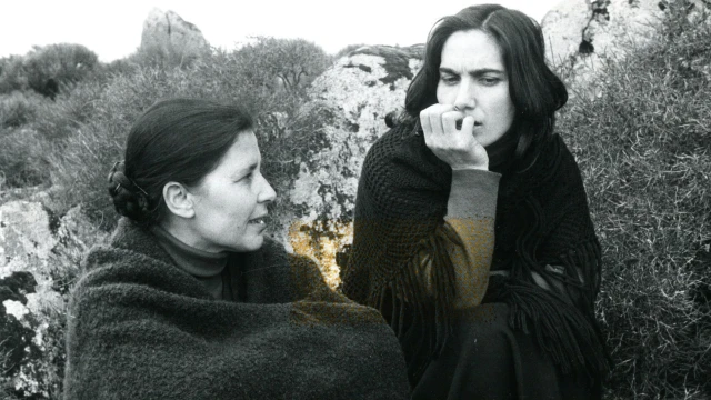 2603_DonnaWomenInRevolt_02