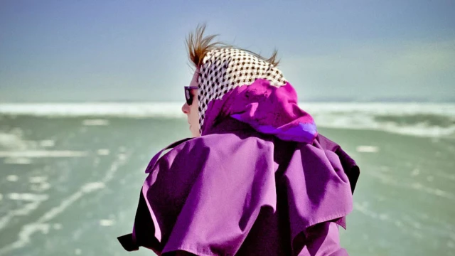 2603_LaurenceAnyways_04