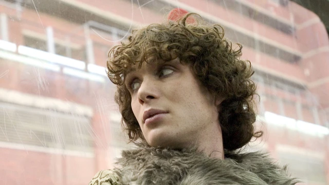 2604_BreakfastOnPluto_05