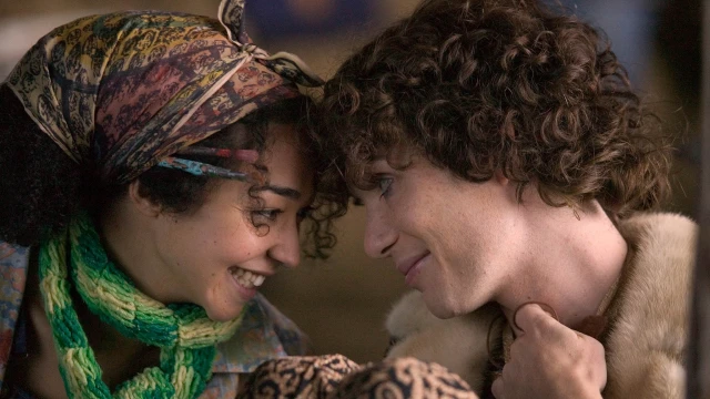 2604_BreakfastOnPluto_06