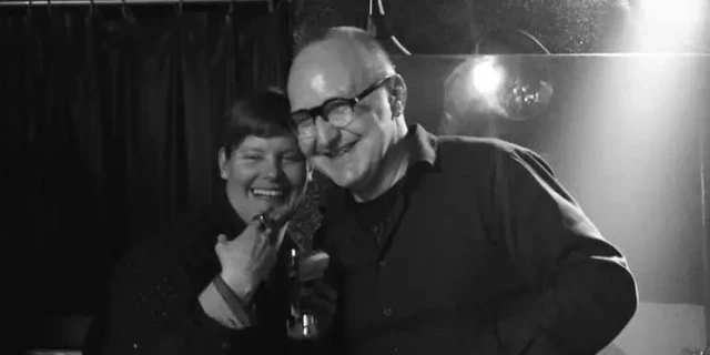 2604_Rextone_DactylolaEreccan