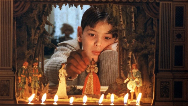 2605_FannyAndAlexander_05