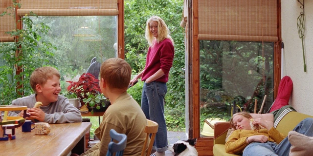 2606_TheLoveThatRemains_01