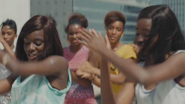 2611_Girlhood_06