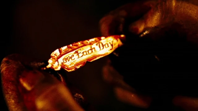 2611_TheDescent_01