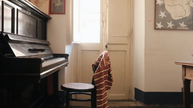 2611_ThisIsHowAChildBecomesAPoet_01