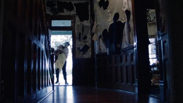 2704_TheTexasChainSawMassacre_03