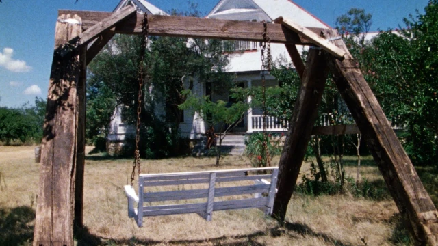 2704_TheTexasChainSawMassacre_02